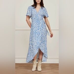 Blue and White Midi Dress size L-XL